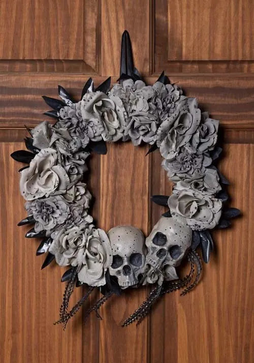 20-Inch Faded Skull & Roses Wreath Halloween Decoration