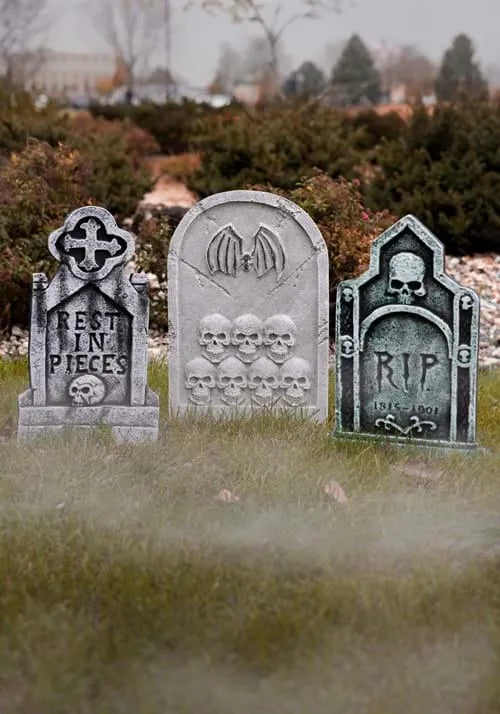 3 Piece 20-Inch Gothic Tombstone Set Main image