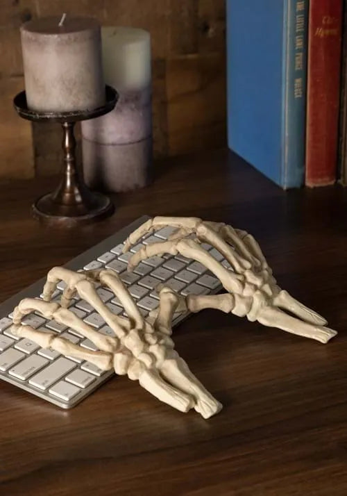 5-Inch Skeleton Hands Prop Decoration