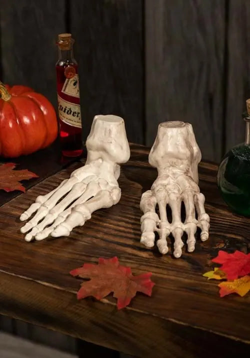7-Inch Skeleton Human Feet Prop Decoration Main image