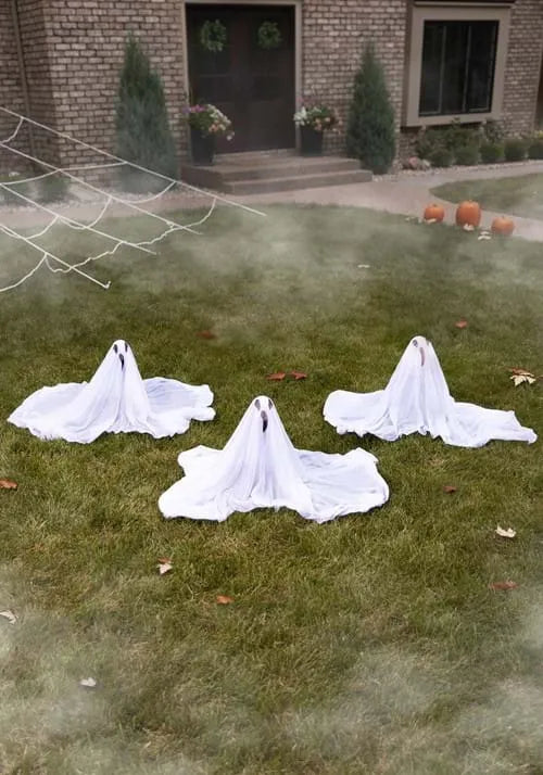 30-Inch Set of 3 White Ghostly Lawn Decoration Main image