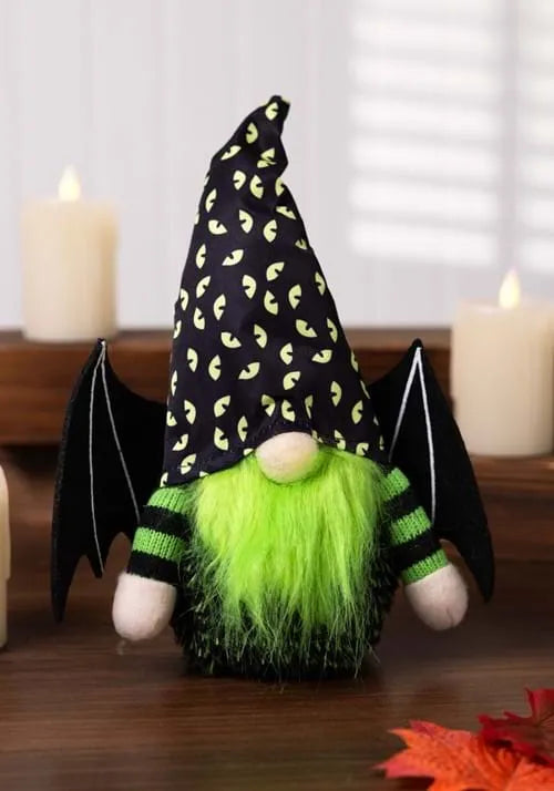 10-Inch Green Bat Garden Gnome Decoration Main image